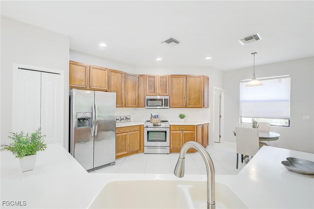 12018 Country Day CIR