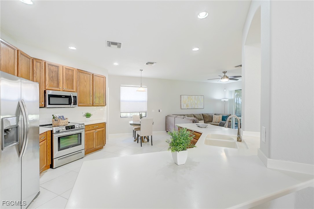 12018 Country Day CIR