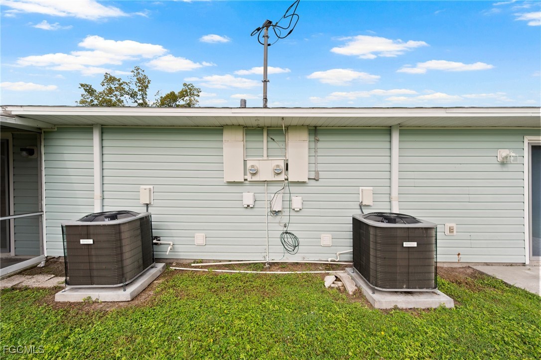 2222 / 2224 Virginia AVE