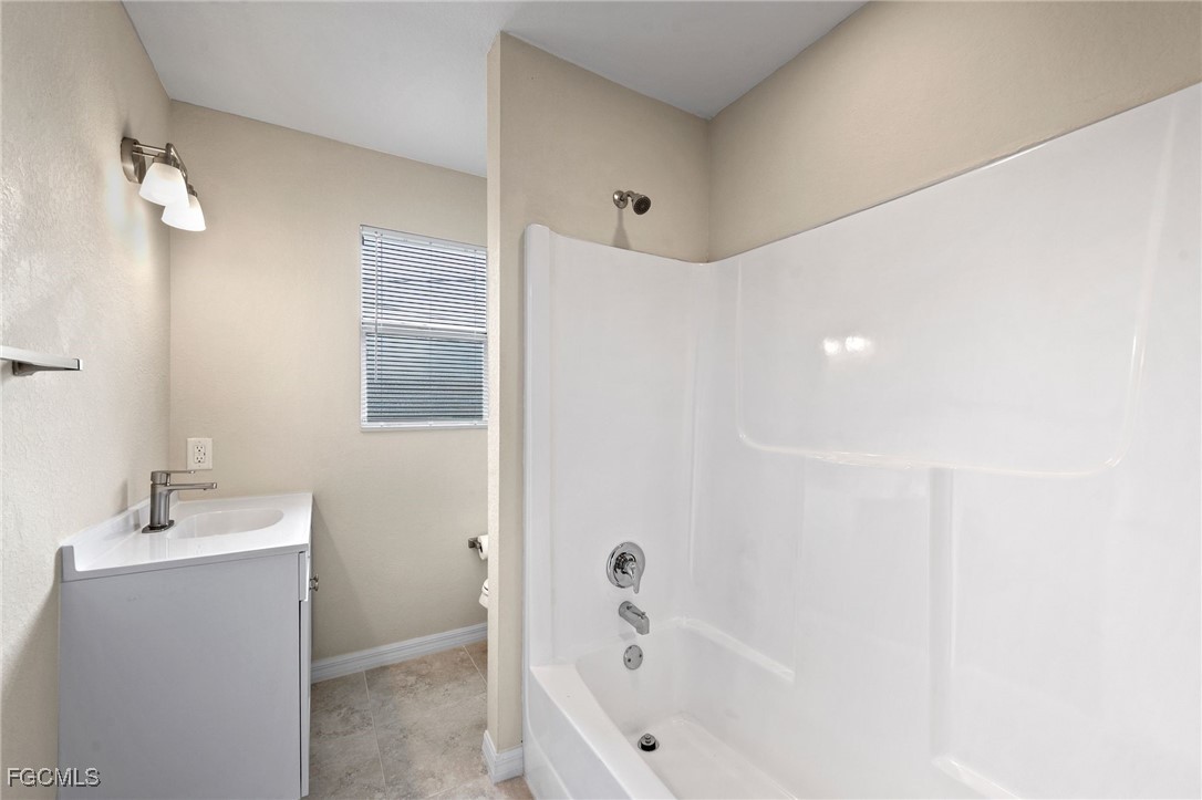 2222 / 2224 Virginia AVE