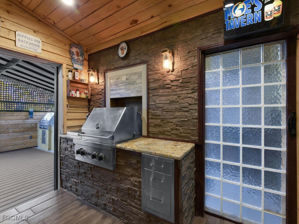 1891 Seminole Harbor DR