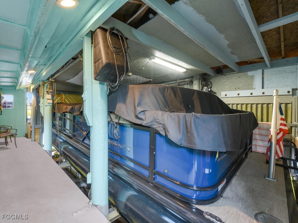 1891 Seminole Harbor DR