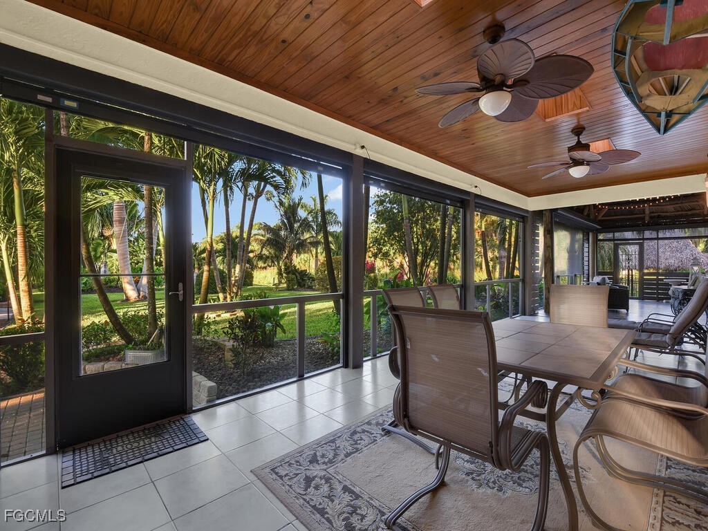 1891 Seminole Harbor DR