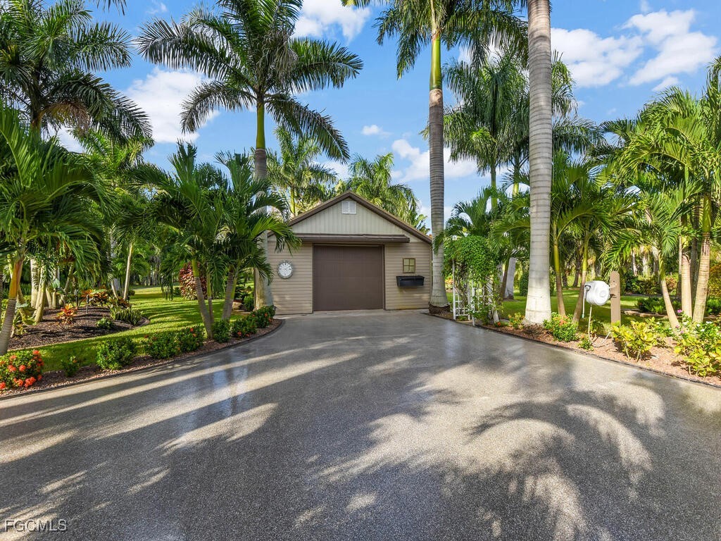 1891 Seminole Harbor DR