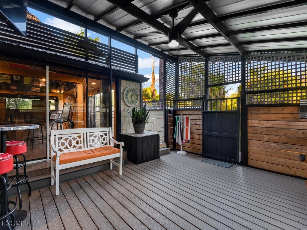 1891 Seminole Harbor DR