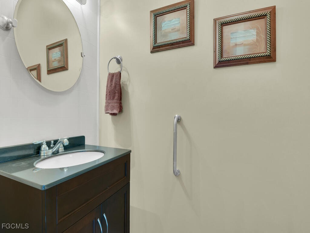 1891 Seminole Harbor DR