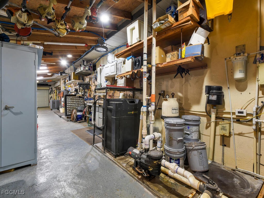 1891 Seminole Harbor DR