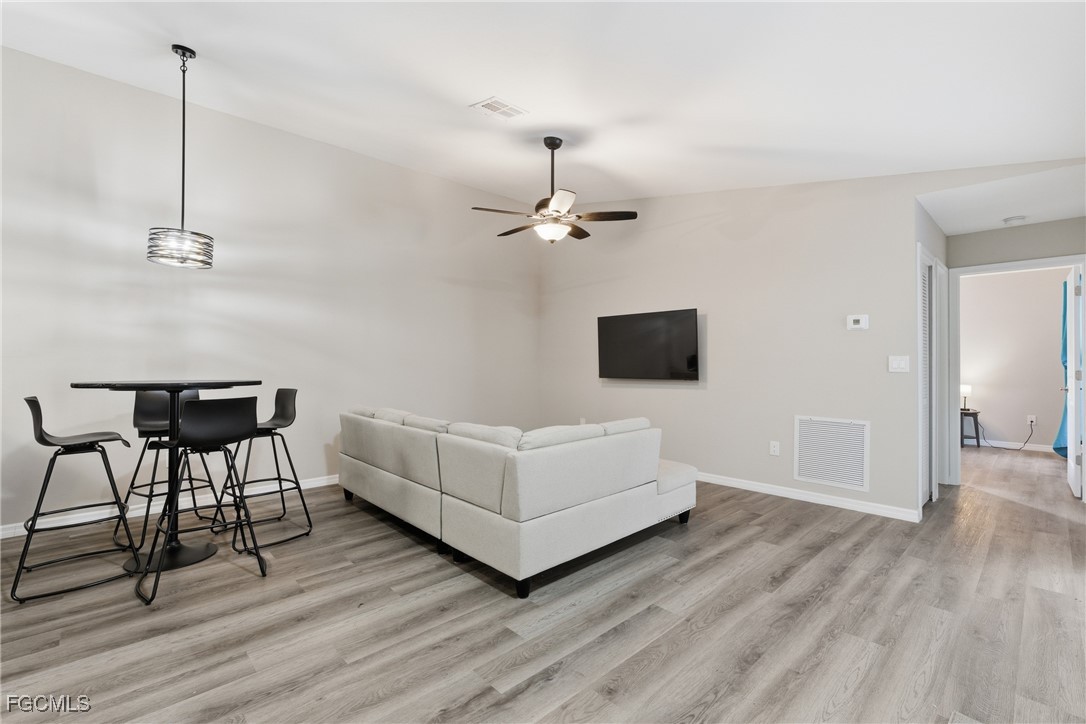 5801 Crystal Lake LN 101