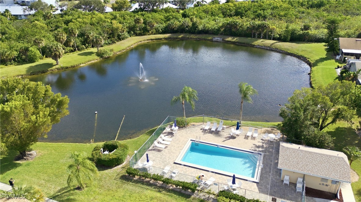 5801 Crystal Lake LN 101