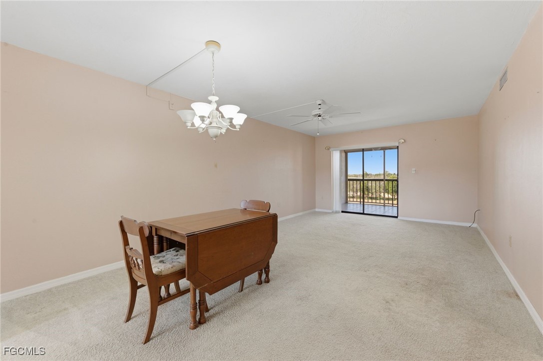 2121 Collier AVE 502