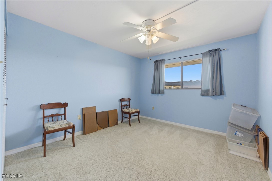 2121 Collier AVE 502