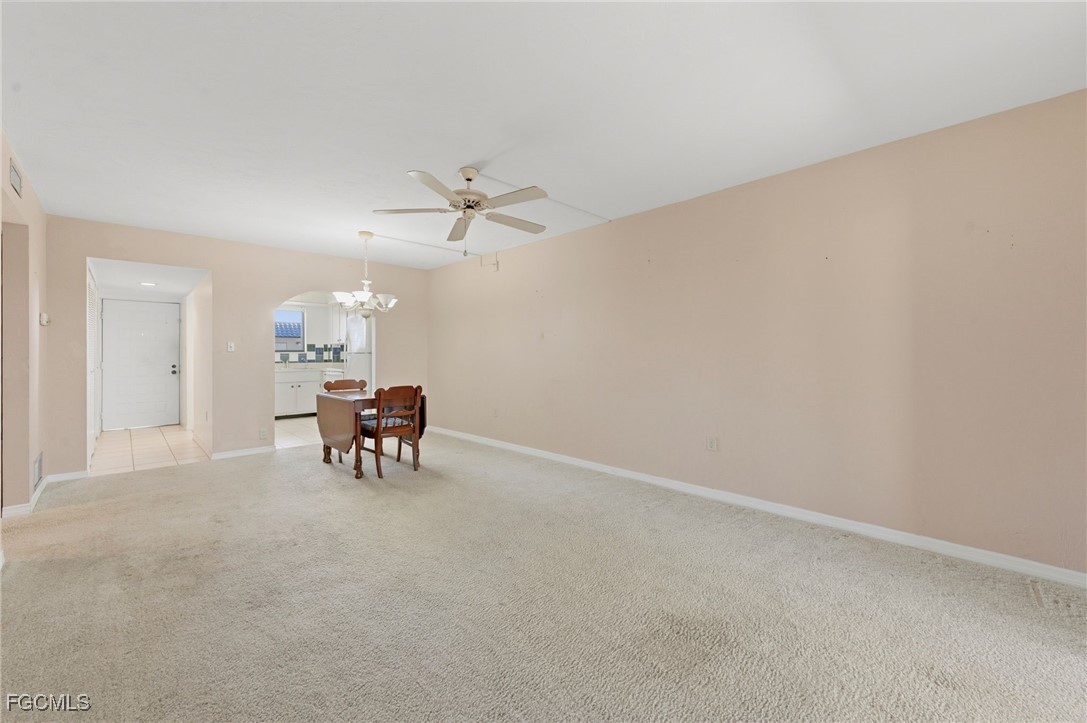 2121 Collier AVE 502