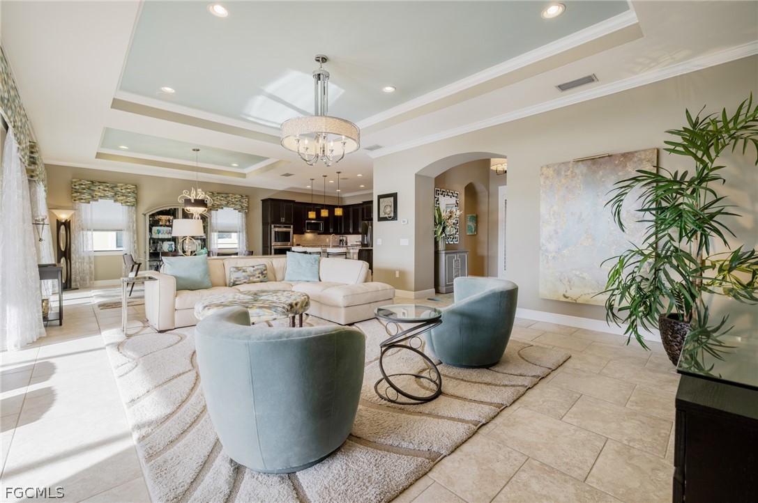 10024 Avalon Lake CIR