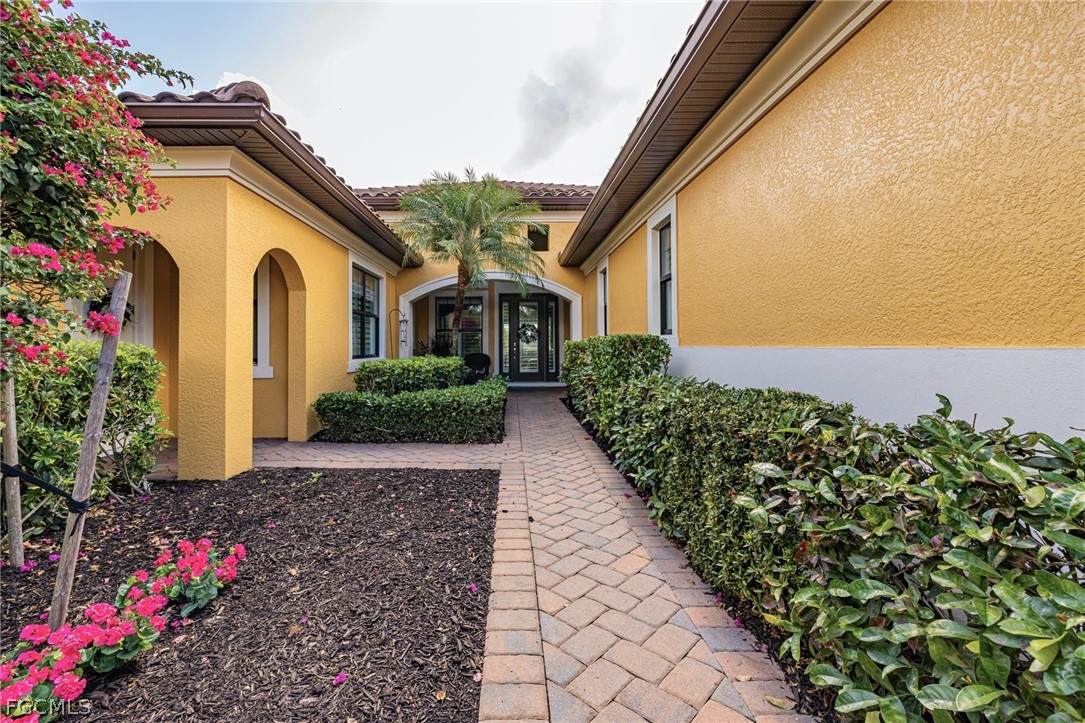 10024 Avalon Lake CIR