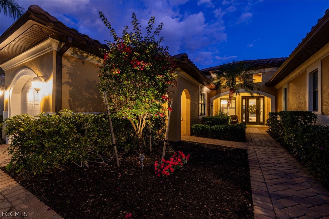 10024 Avalon Lake CIR