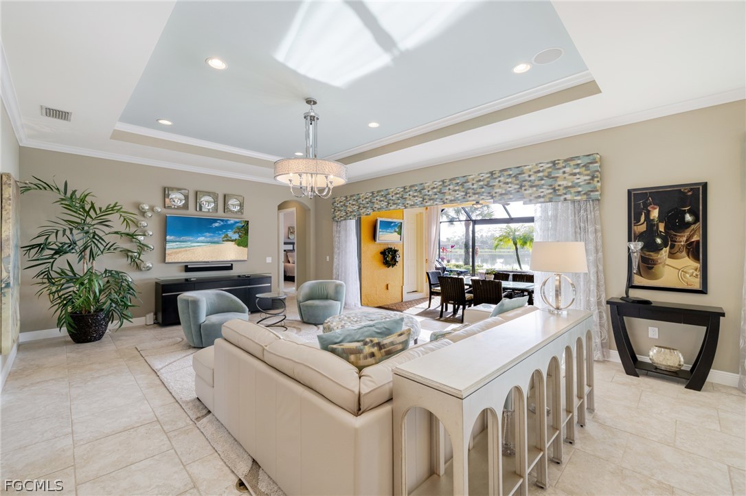 10024 Avalon Lake CIR