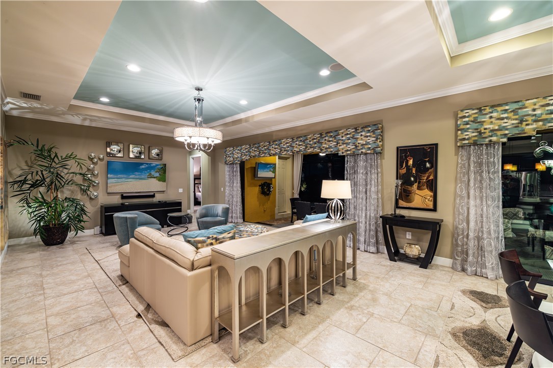 10024 Avalon Lake CIR