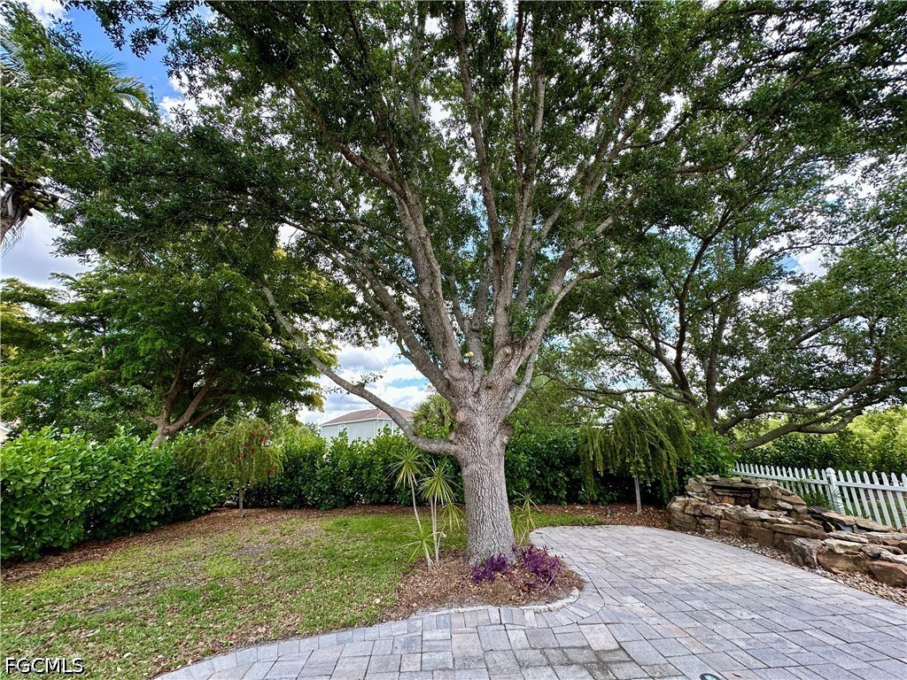 8798 Fawn Ridge DR