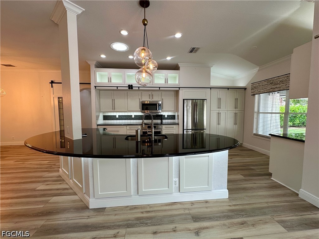 8798 Fawn Ridge DR