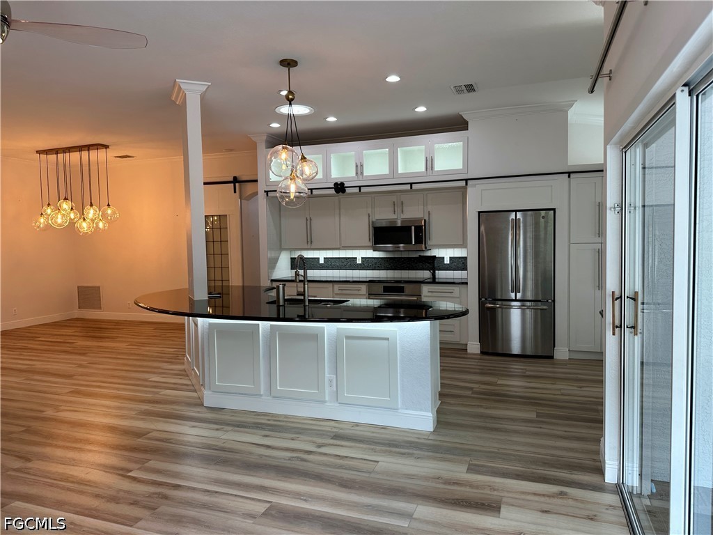 8798 Fawn Ridge DR