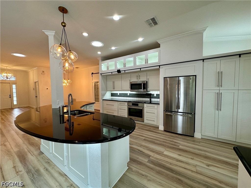8798 Fawn Ridge DR