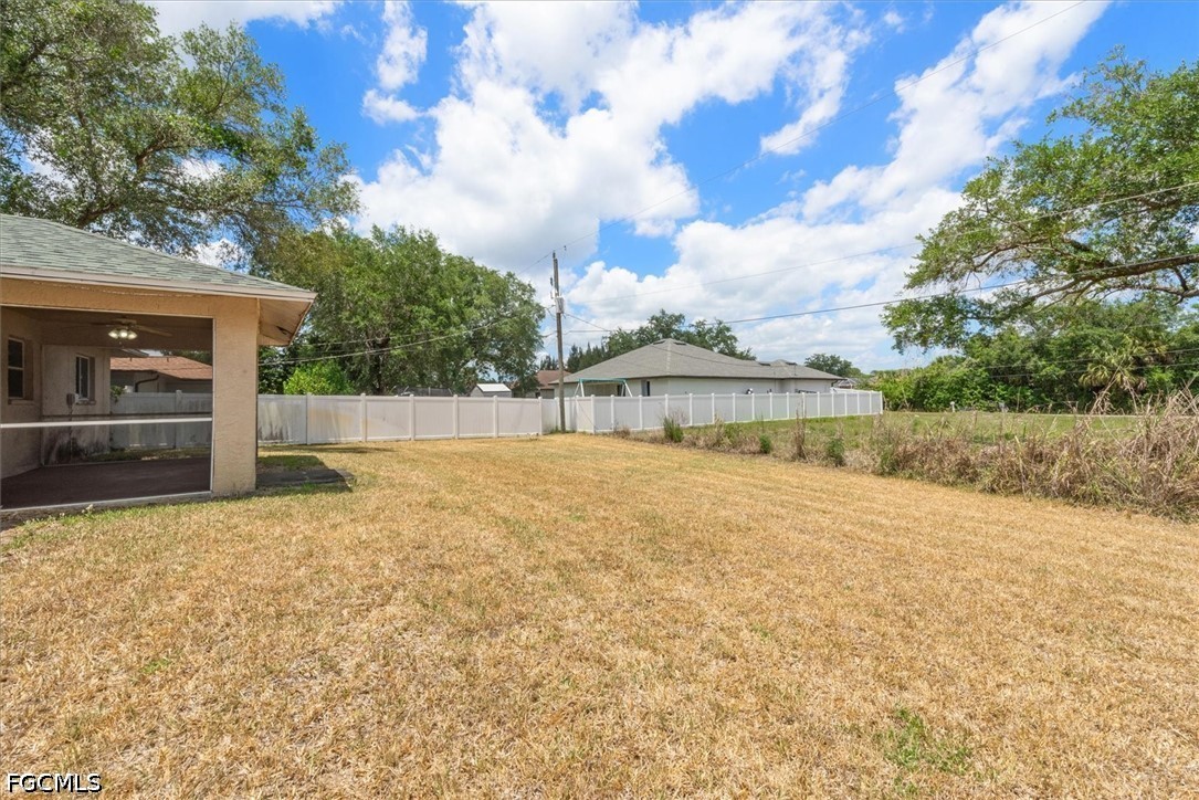 6211 Castlewood CIR