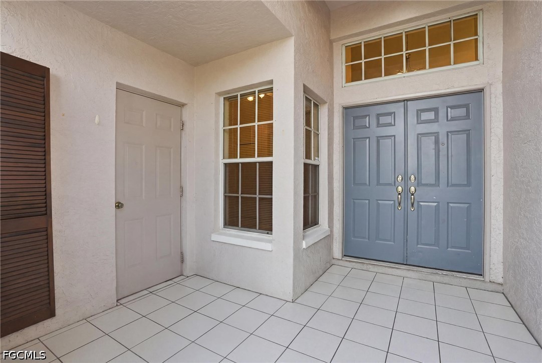 8080 Breton CIR