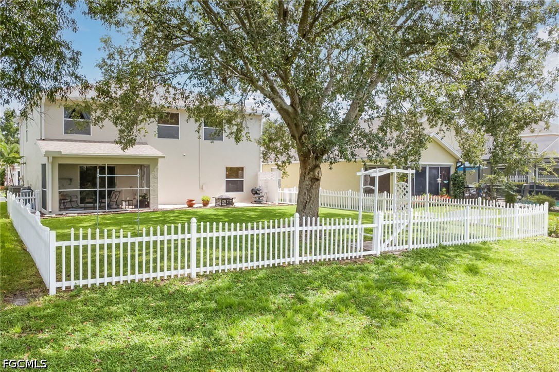8889 Fawn Ridge DR