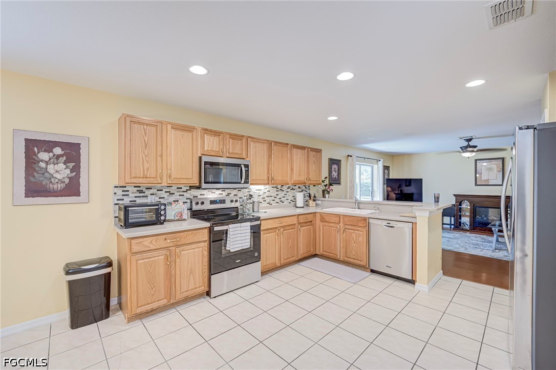 8889 Fawn Ridge DR