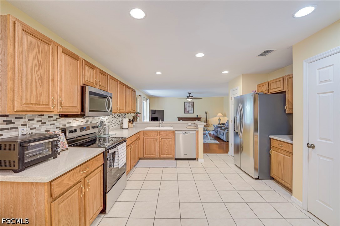 8889 Fawn Ridge DR