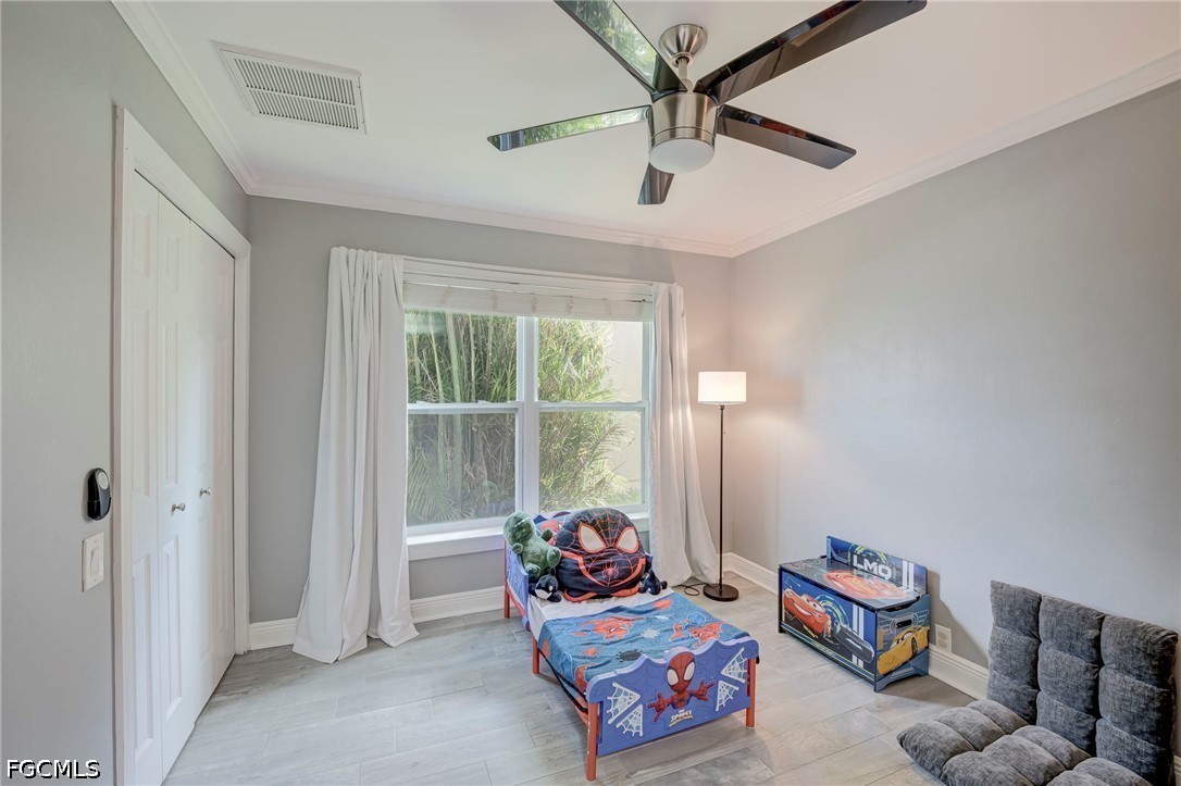 13103 Regent CIR