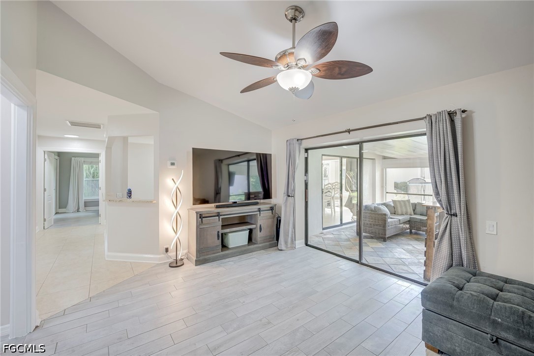 13103 Regent CIR