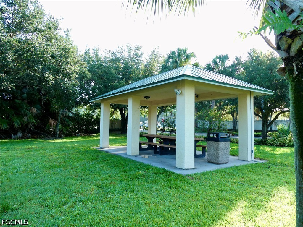 2712 Nature Pointe LOOP