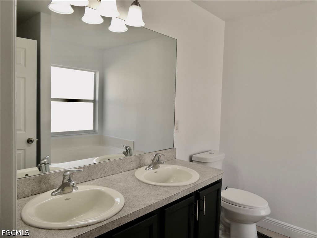 2712 Nature Pointe LOOP