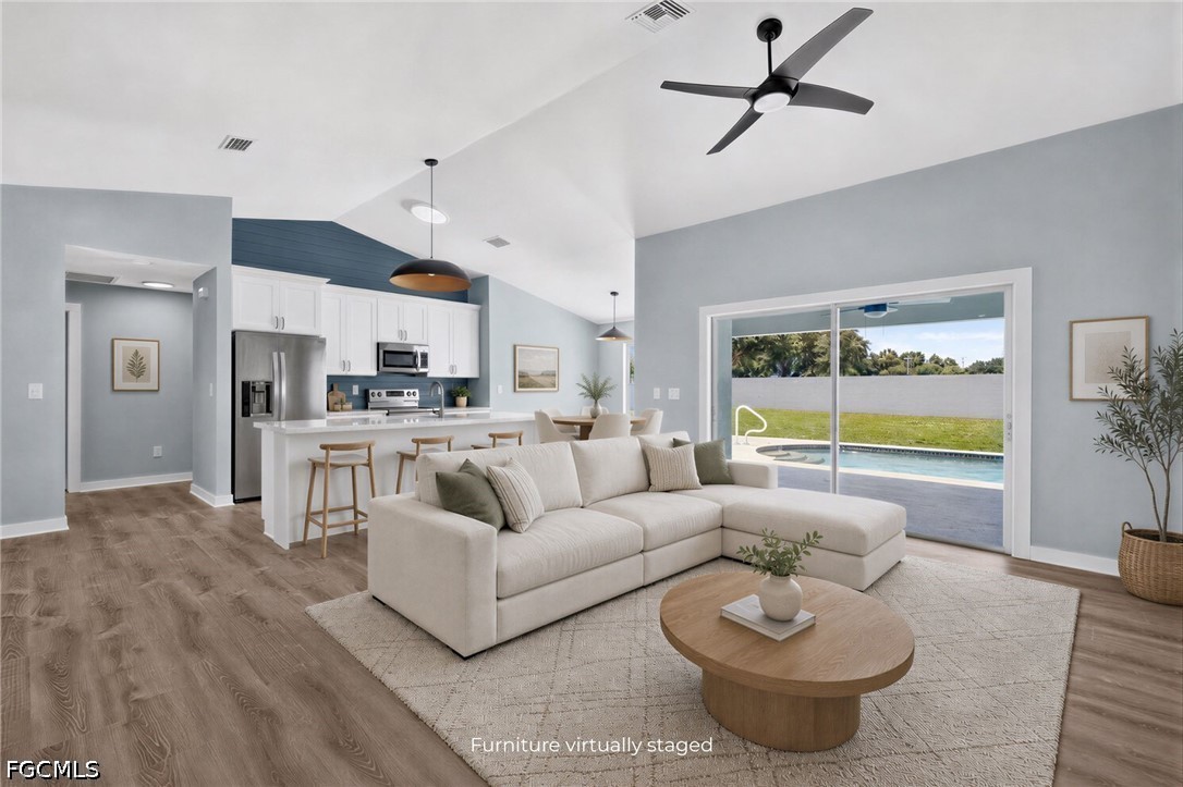 15579 Spring Line LN