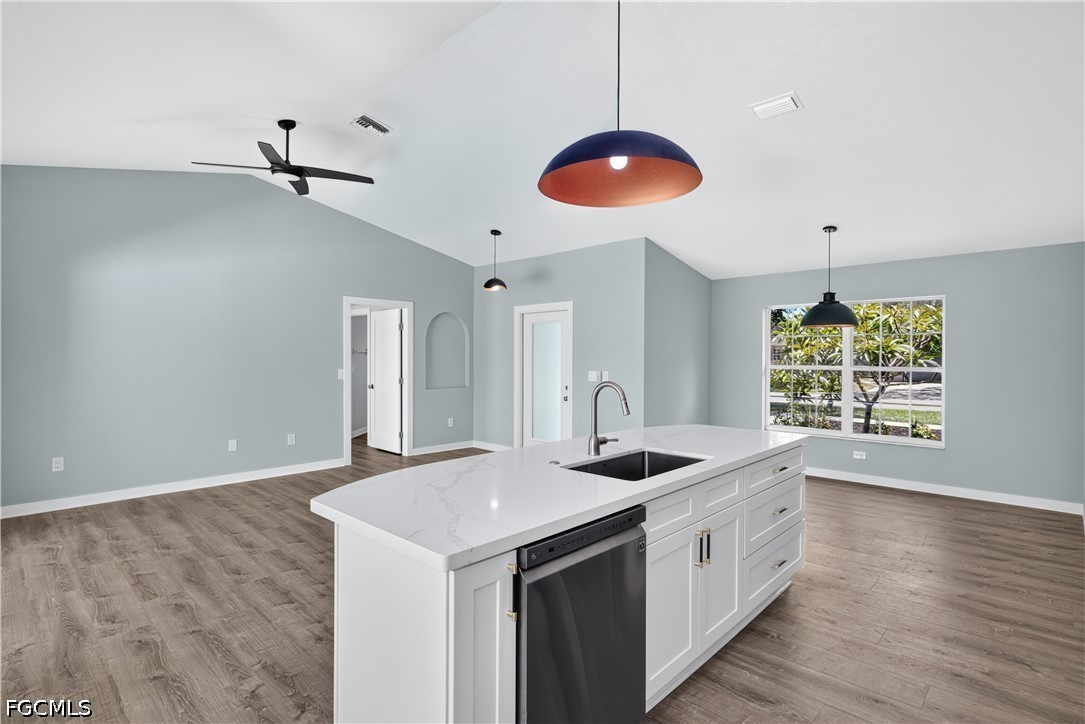 15579 Spring Line LN