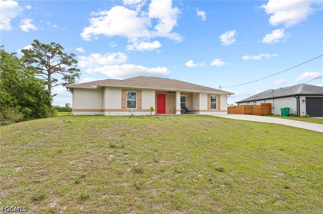 5011 Dania CIR