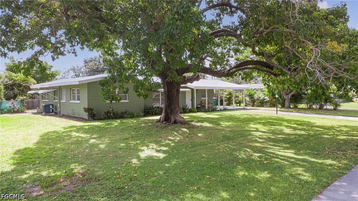 5521 Seville RD