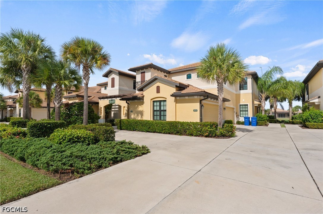 10524 Casella WAY 202