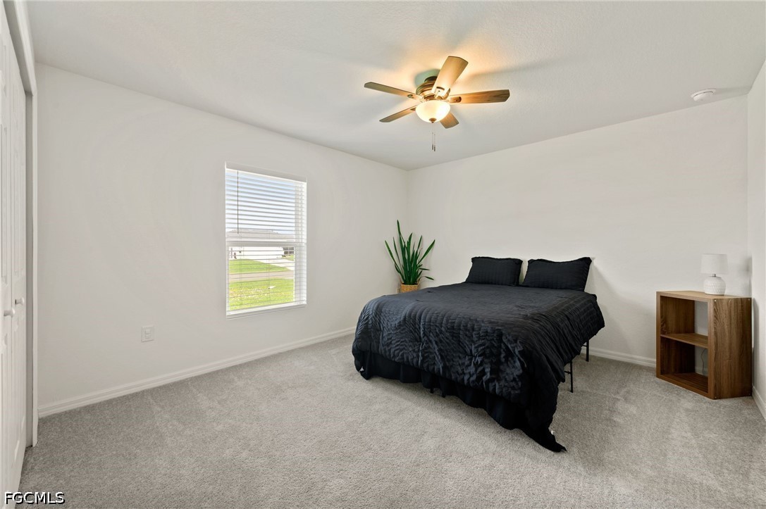 1409 NE 4th PL