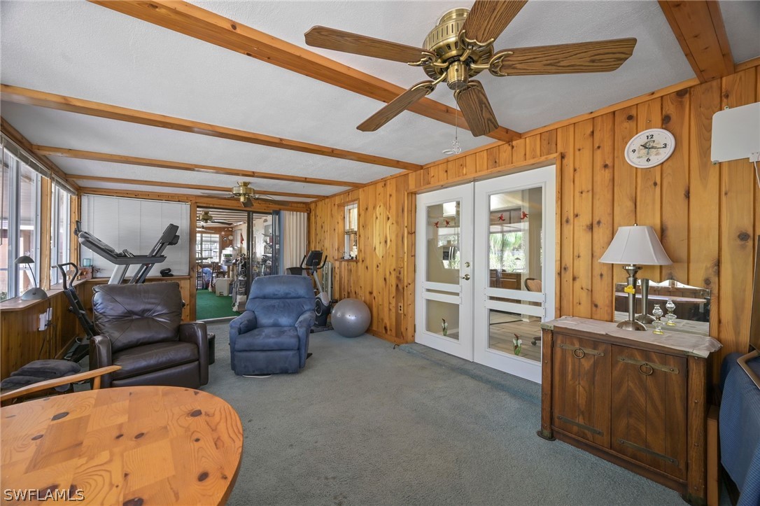 339 Lakeview DR