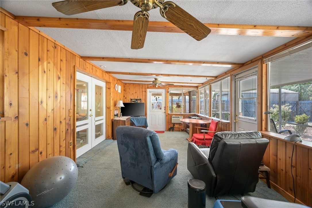 339 Lakeview DR