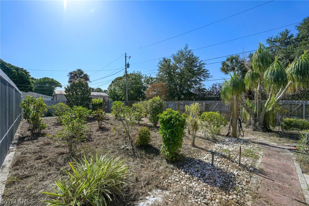 339 Lakeview DR
