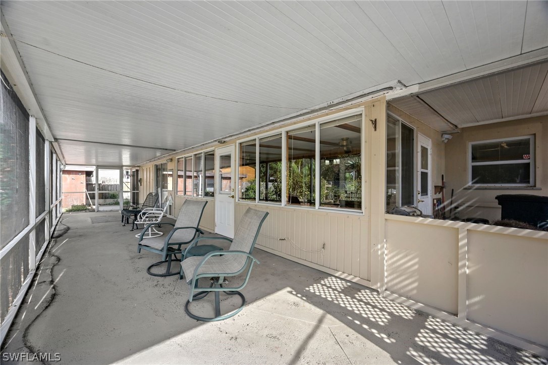 339 Lakeview DR