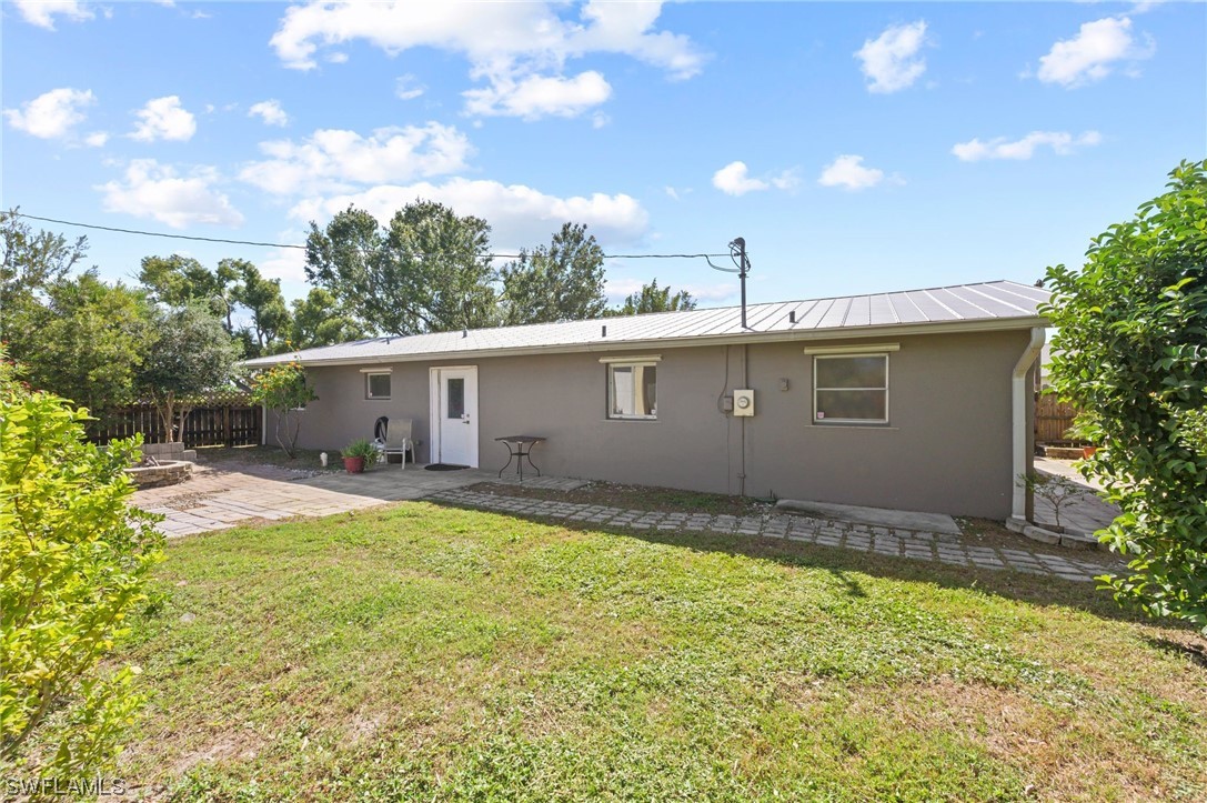 354 Park Lane DR