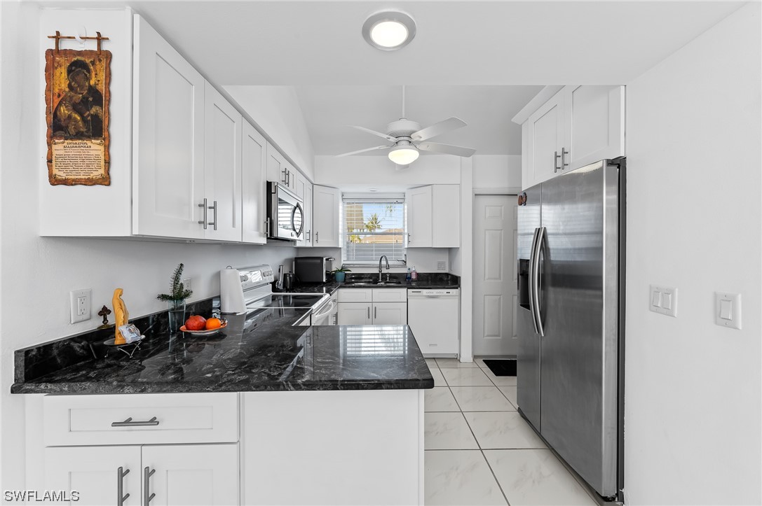 621 SW 3rd CT 102