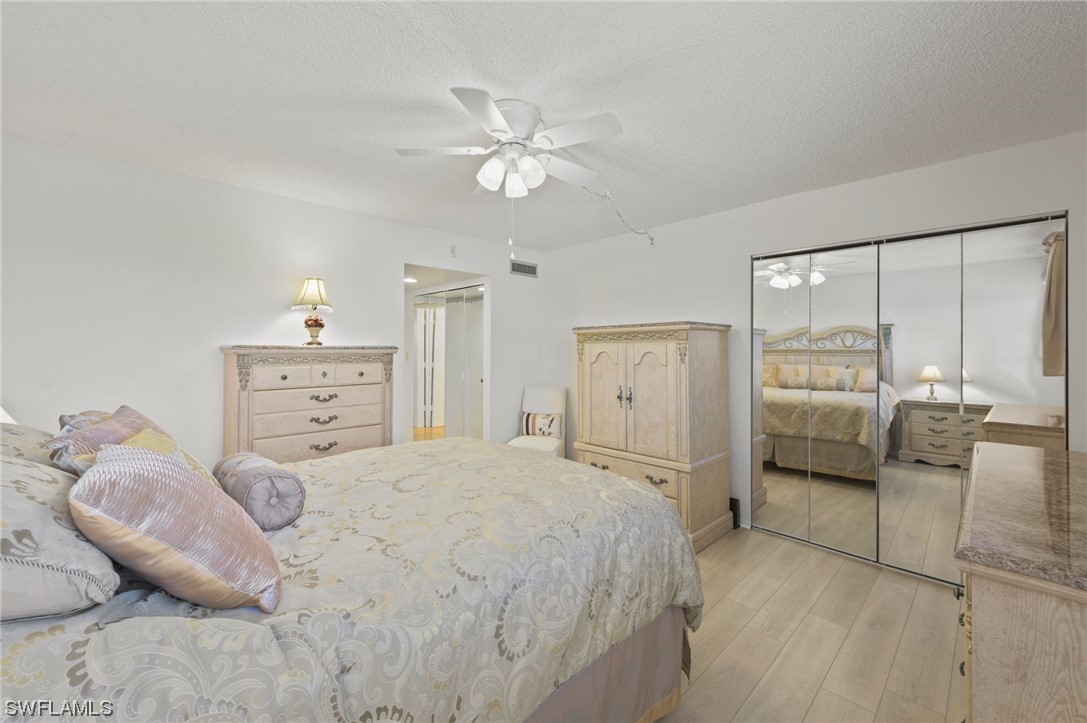 2121 Collier AVE 306