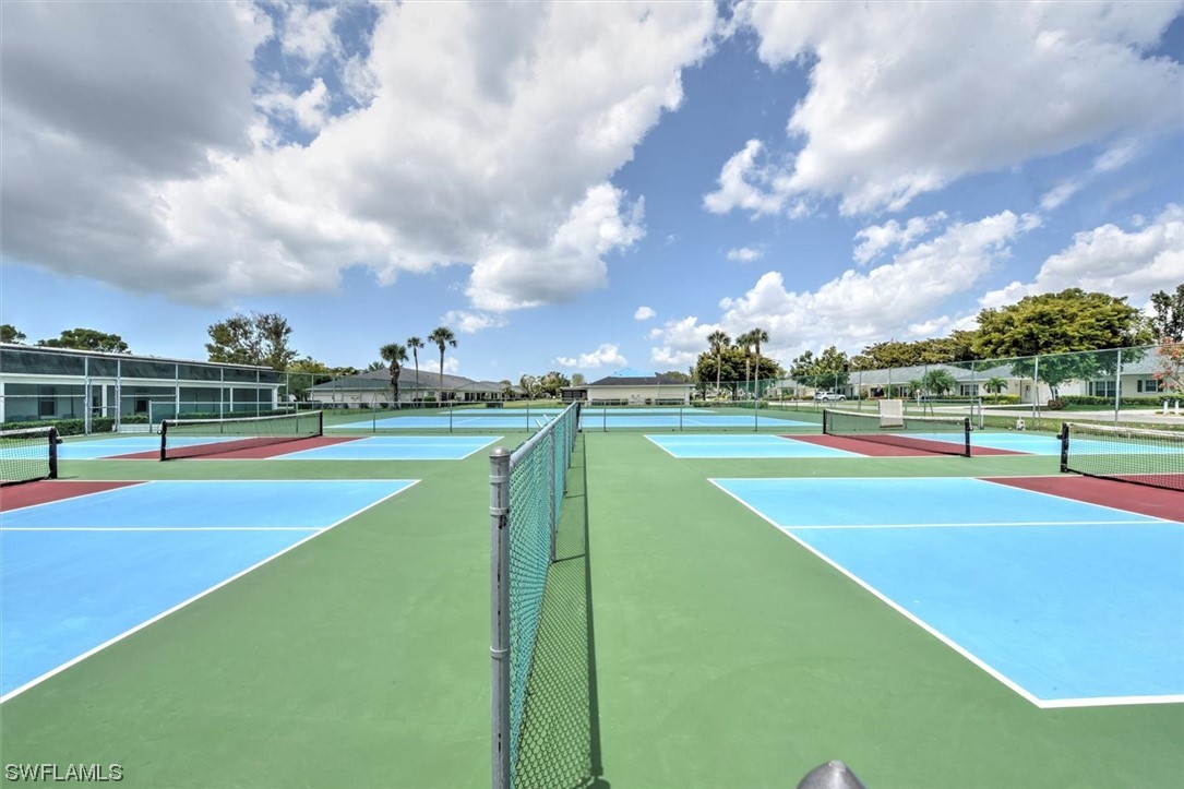 1235 S Brandywine CIR