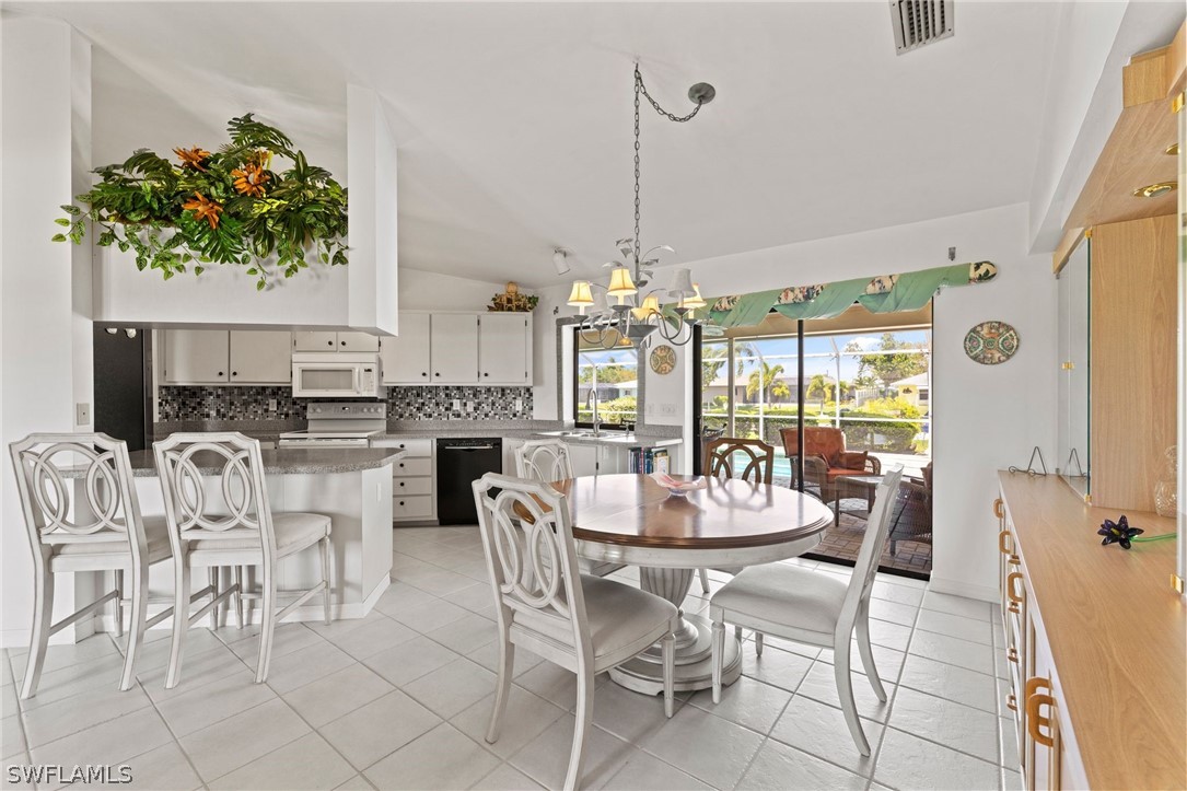 1213 SE 28th TER