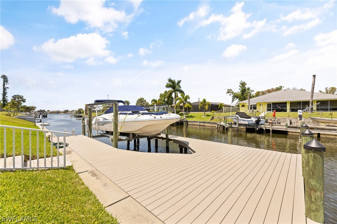 1213 SE 28th TER
